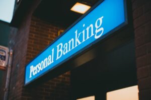 The Pitfalls of Budgeting Apps and the Key to Successful Financial Planning